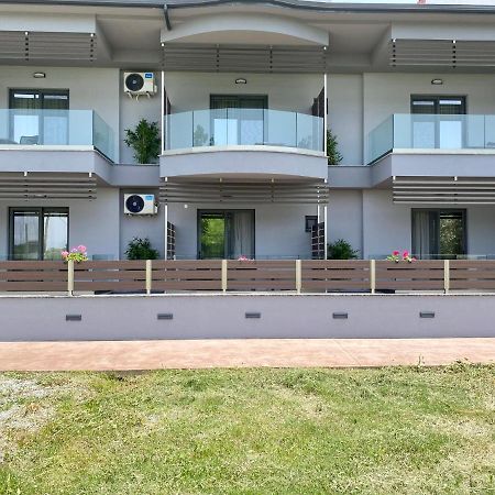 Levanda Suites Paralía Kültér fotó